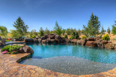 Inspiration for a modern pool remodel in Austin
