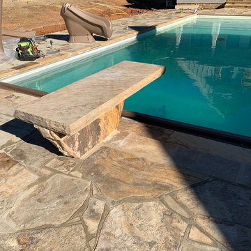 Custom vinyl liner pool with automatic cover