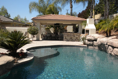 Inspiration for a pool remodel in Los Angeles