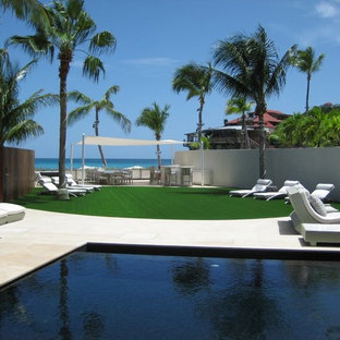 Inspiration for a modern pool remodel in Miami