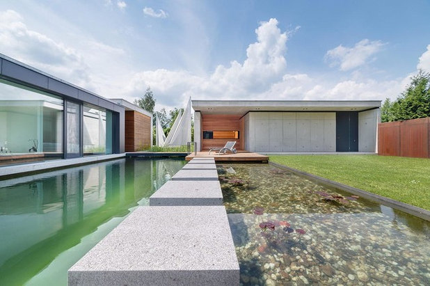 Modern Pools by Architekturbüro Volker Schwab