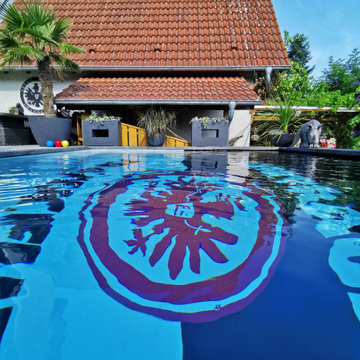 Eintracht- Frankfurt Pool