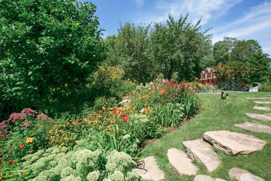 Design ideas for a farmhouse landscaping in New York.