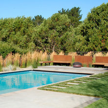 Lantlig Pool by Huettl Landscape Architecture