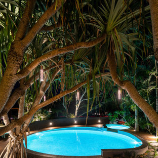 Tropical round pool in Gold Coast - Tweed with a hot tub.