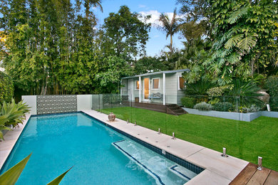 This is an example of a classic swimming pool in Sydney.