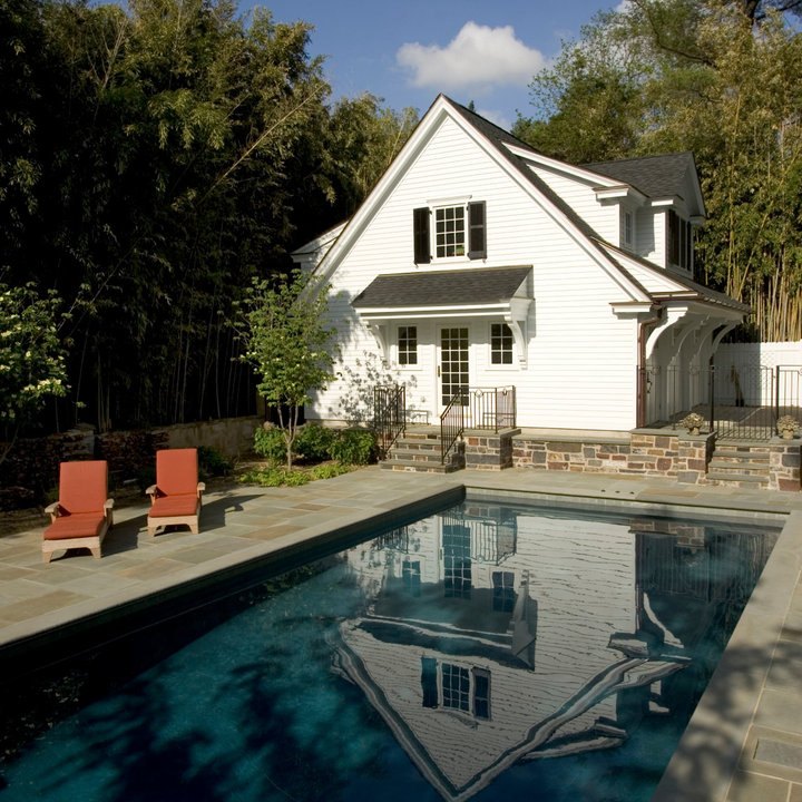 Apartments with garage near me