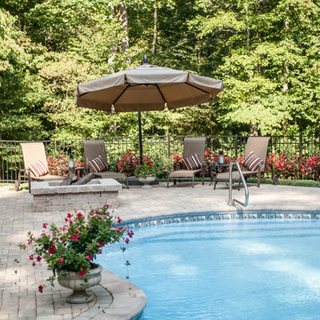 Gates Bluff Poolside Retreat Chesterfield
