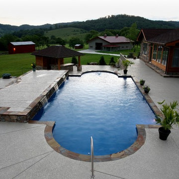 Give A Great First Impression To Your Home With This Pool Deck