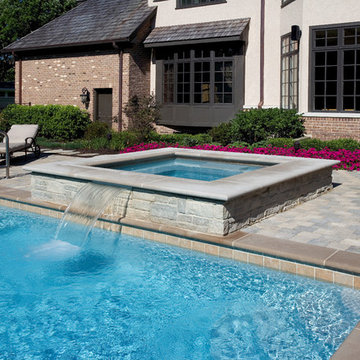 Highland Park, IL Swimming Pool and Raised Hot Tub