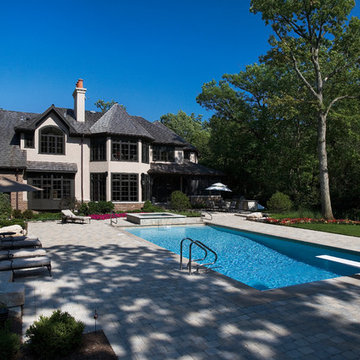 Highland Park, IL Swimming Pool and Raised Hot Tub