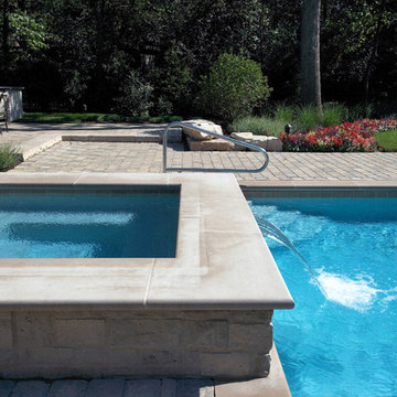 Highland Park, IL Swimming Pool and Raised Hot Tub