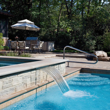 Highland Park, IL Swimming Pool and Raised Hot Tub