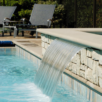 Highland Park Swimming Pool and Raised Hot Tub
