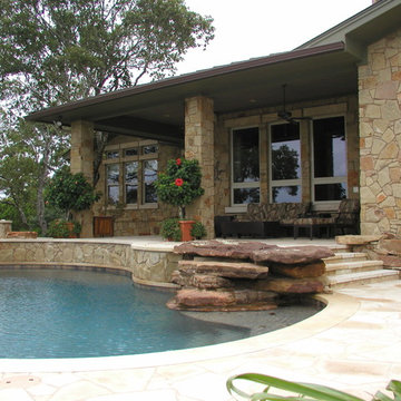 Hill Country Residence - Canyon Lake, Texas