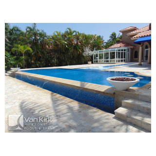 Infinity Edge For The Vanilla Ice Project Season 5 Pool That Van Kirk ...