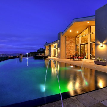 Infinity Edge Pool & Fountains