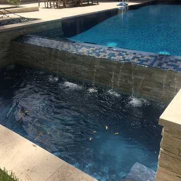 Infinity Edge Spa | Modern Pool Design