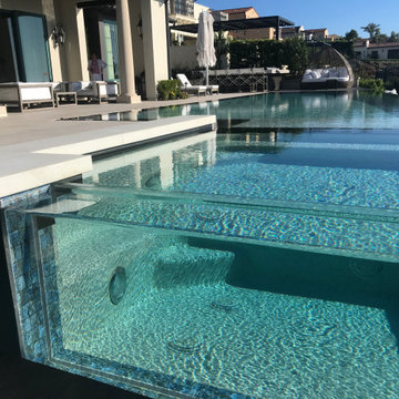 Infinity Pool Back Yard Oasis