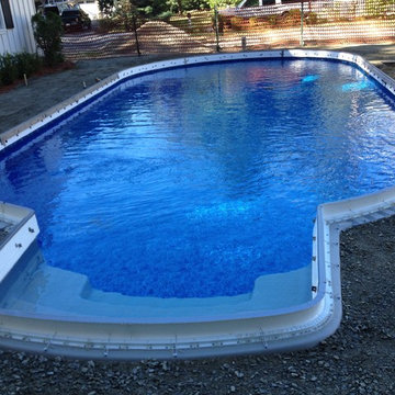 Inground Swimming Pool with Cantilever Edge