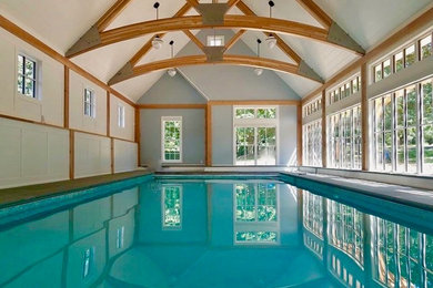 Foto de piscina natural contemporánea grande interior y rectangular