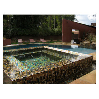 Maintaining glass mosaic tile in a swimming pool : Alpentile Tile