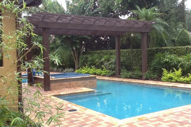 Design ideas for a contemporary swimming pool in Orlando.