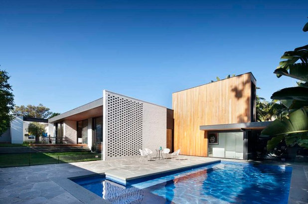 Midcentury Pool by Eco Outdoor AUS