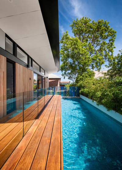 Contemporary Swimming Pool by sw-architects