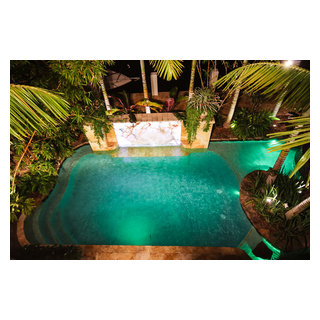 Lagoon Freeform Tropical Pool With Rock Steps In Palm Beach County Florida Tropical Pool