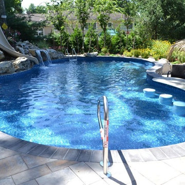 Lagoon-style Swimming Pool In Small Sloping Yard (Long Island/NY):
