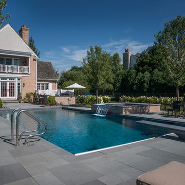 Lake Forest, IL Swimming Pool With Full Steps and Raised Spa With Sheer Descent