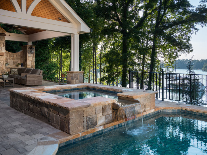 Traditional Pool - Fountain