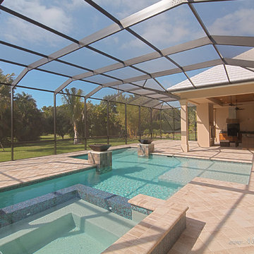Lanai, Pool