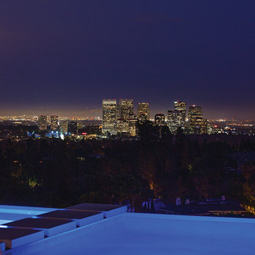 Laurel Way Beverly Hills luxury home modern backyard infinity pool