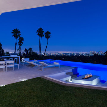 Laurel Way Beverly Hills luxury resort style home backyard infinity pool