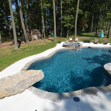Lazy River  Pool with Raised Spa and Dive Rock