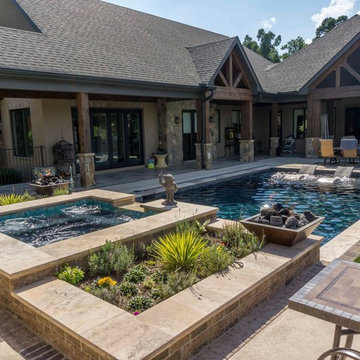 Luxury Pools & Spas