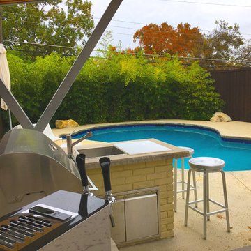 Lynngrove Pool and Outdoor Kitchen