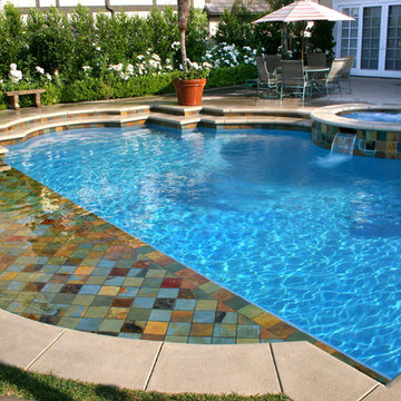 Mediterranean Tiles on Both the Spa and Baja Step