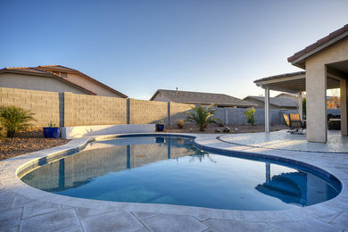 Example of an island style pool design in Phoenix