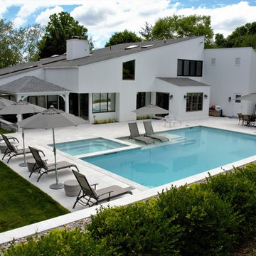 Modern & Bright Swimming Pool + Spa NY Design