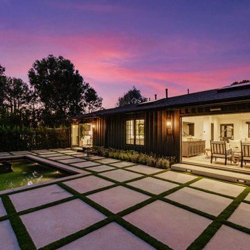 Modern Farmhouse in Beverly Hills