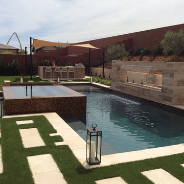 Modern Pool, Spa and Yard