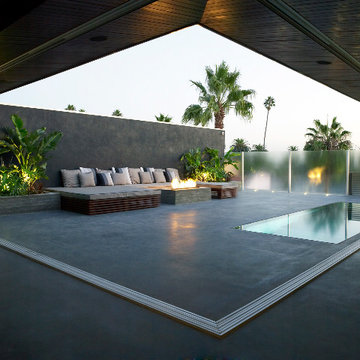 Modern Rooftop Outdoor Entertainment Area