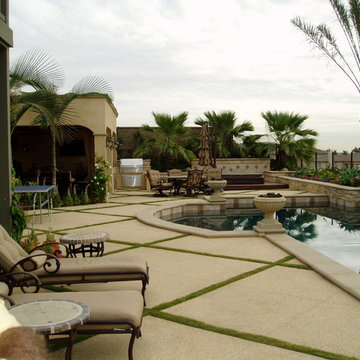 modern tuscan dramatic pool, outdoor living room,