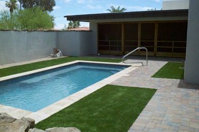 Inspiration for a contemporary pool remodel in Phoenix