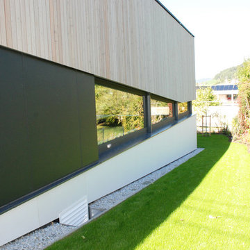 Modernes Poolhaus in Oberösterreich - Verglasungssysteme von Schmidinger