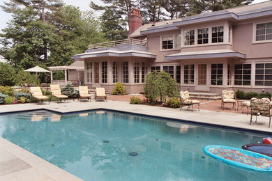 Elegant pool photo in Boston