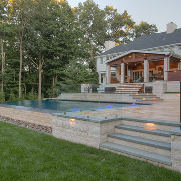 Must-See! Infinity Edge Pool, Outdoor TV, Outdoor Kitchen & Putting Green`